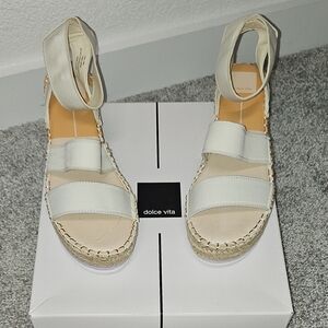 Dolce Vita Women's Cream Espadrille Sandals